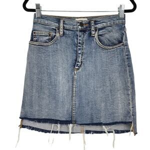 Aritzia Wilfred Free Medium Wash Raw Step Hem Denim Jean Skirt Size 2